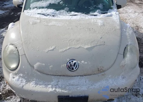 2005 Volkswagen New Beetle Gls 1.8T from USA, damaged, VIN 3VWCD31Y65M318164